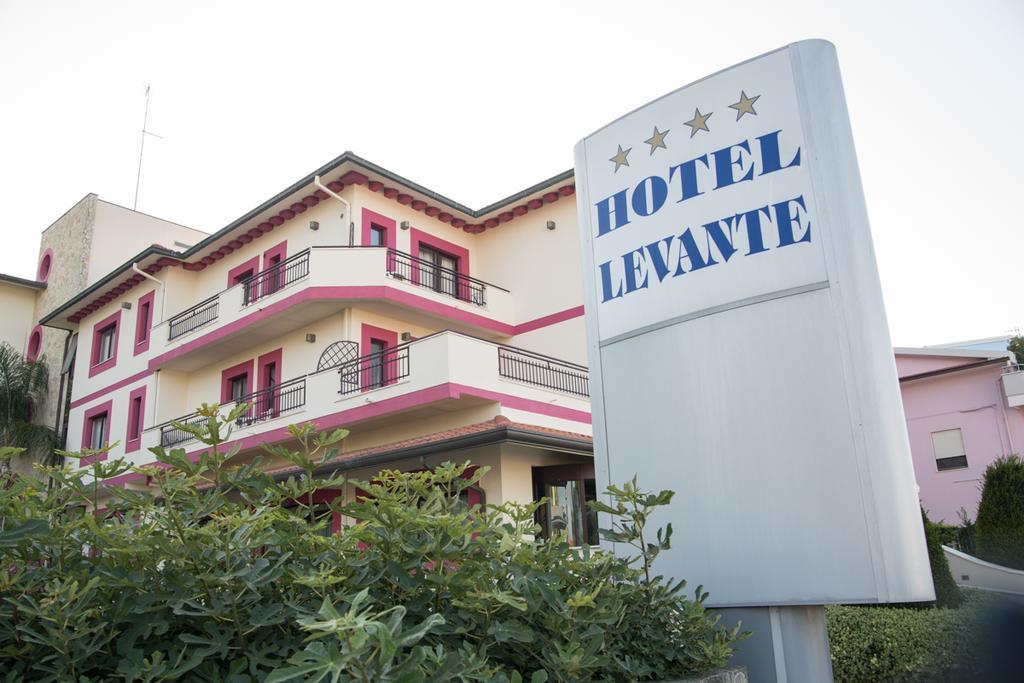 Hotel Levante Fossacesia Exterior photo