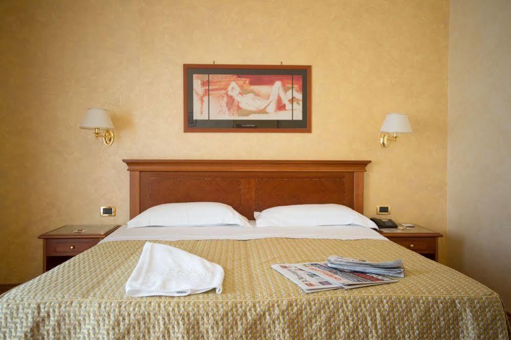 Hotel Levante Fossacesia Exterior photo